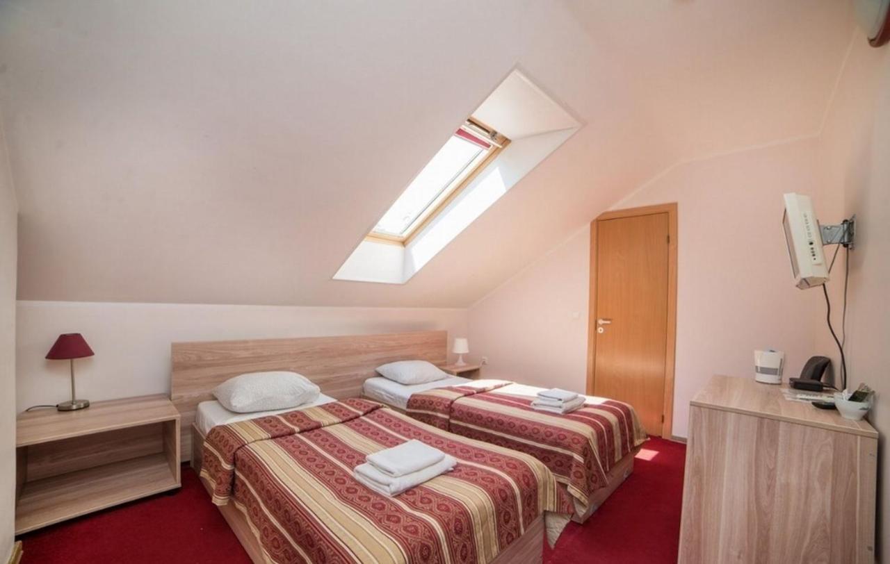 Idile Bed & Breakfast - Visaginas Buitenkant foto