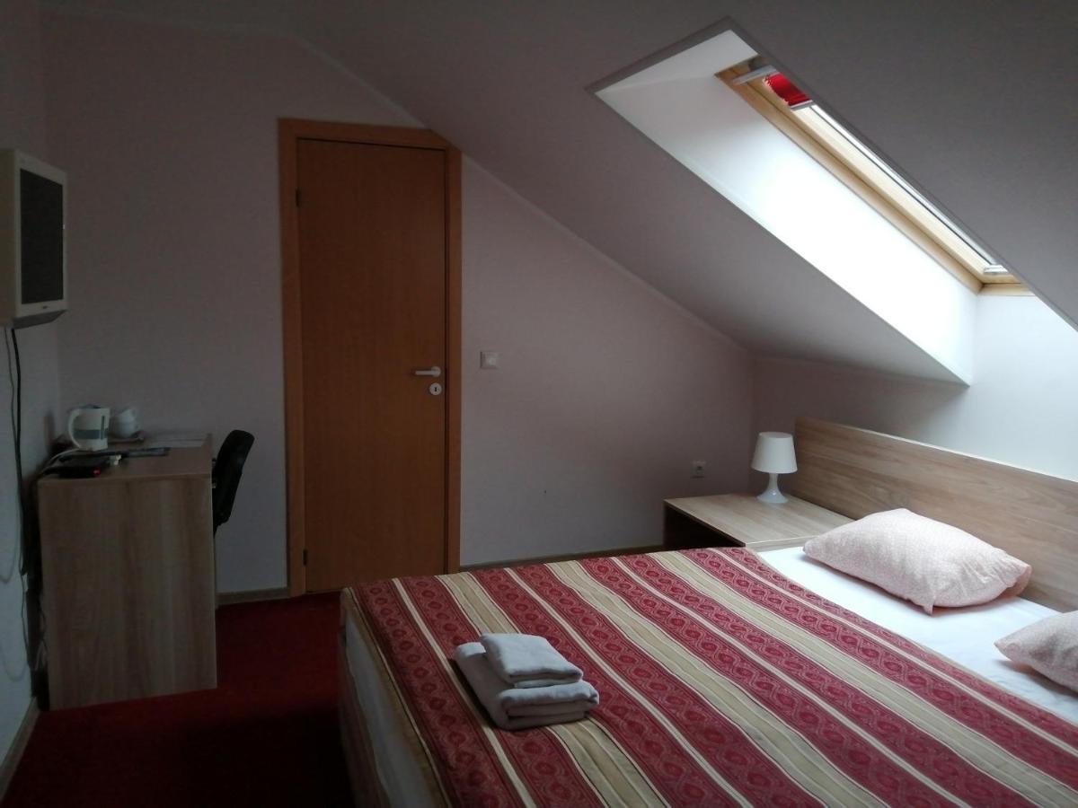 Idile Bed & Breakfast - Visaginas Buitenkant foto